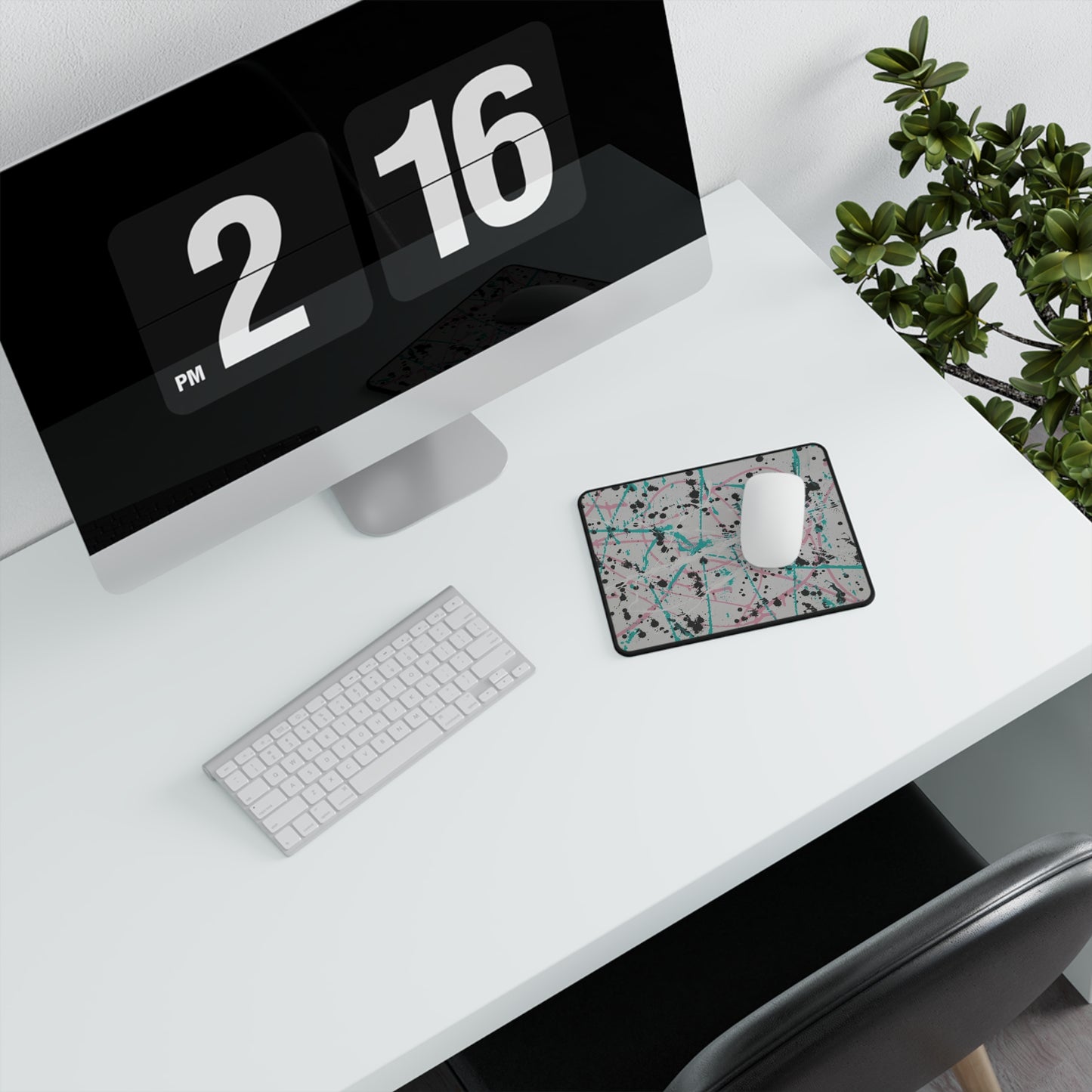 Abstract Design Non-Slip Mouse Pad - Ideal for Gamers 9.5" x 8"